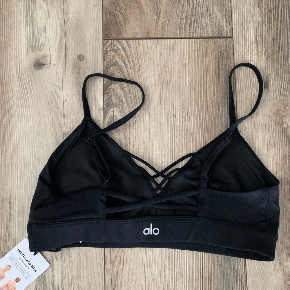 ALO Yoga Interlace Bra - Picture 3 of 3